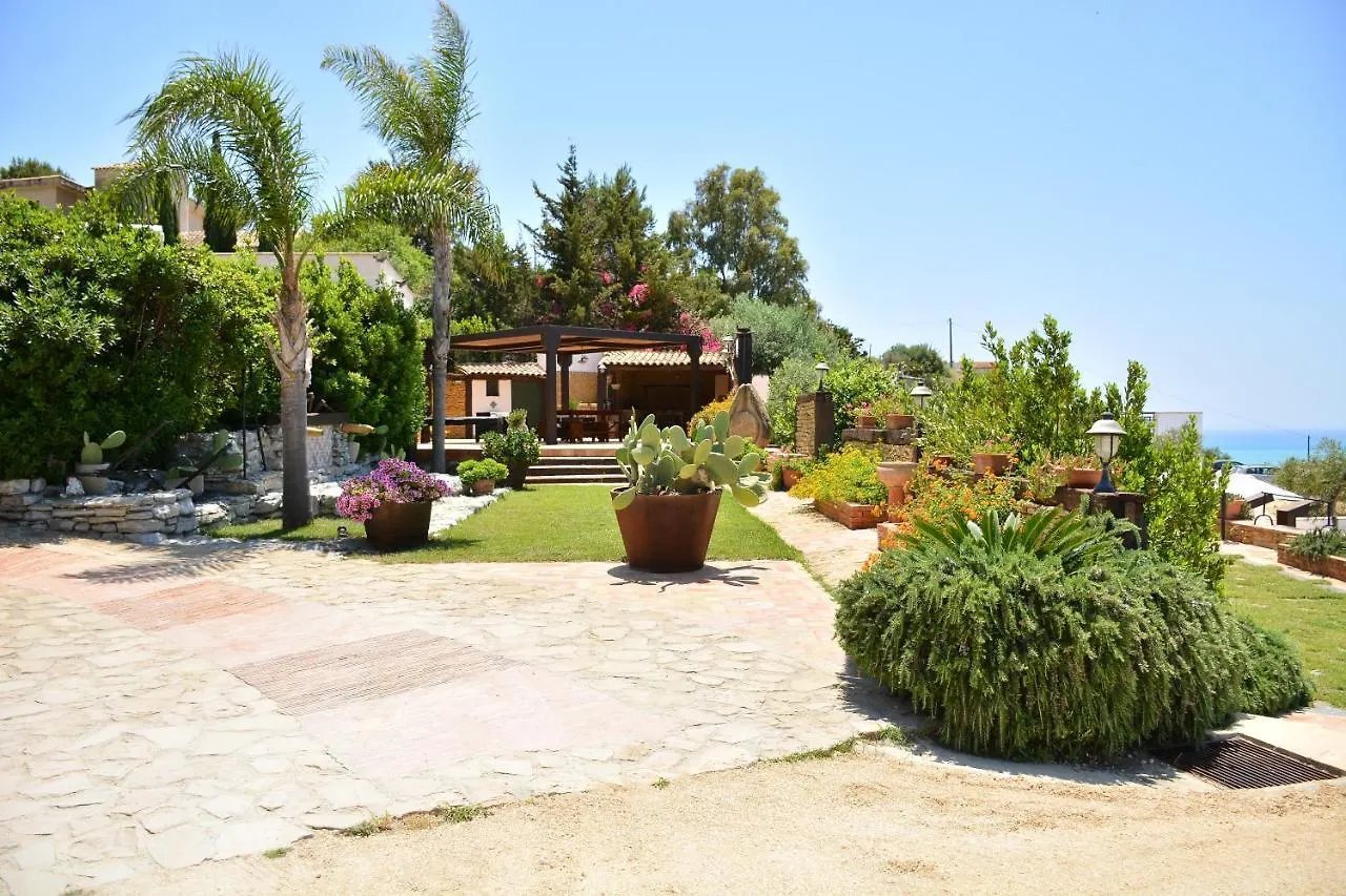 Tenuta Carabollace Sciacca 0*,