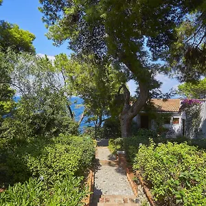  Villa Majus